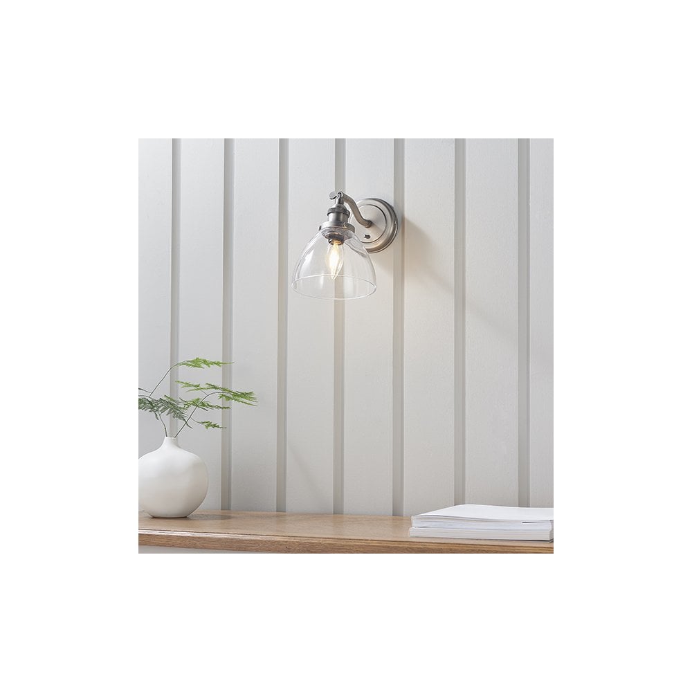 Hansen Wall Light in Brushed Silver