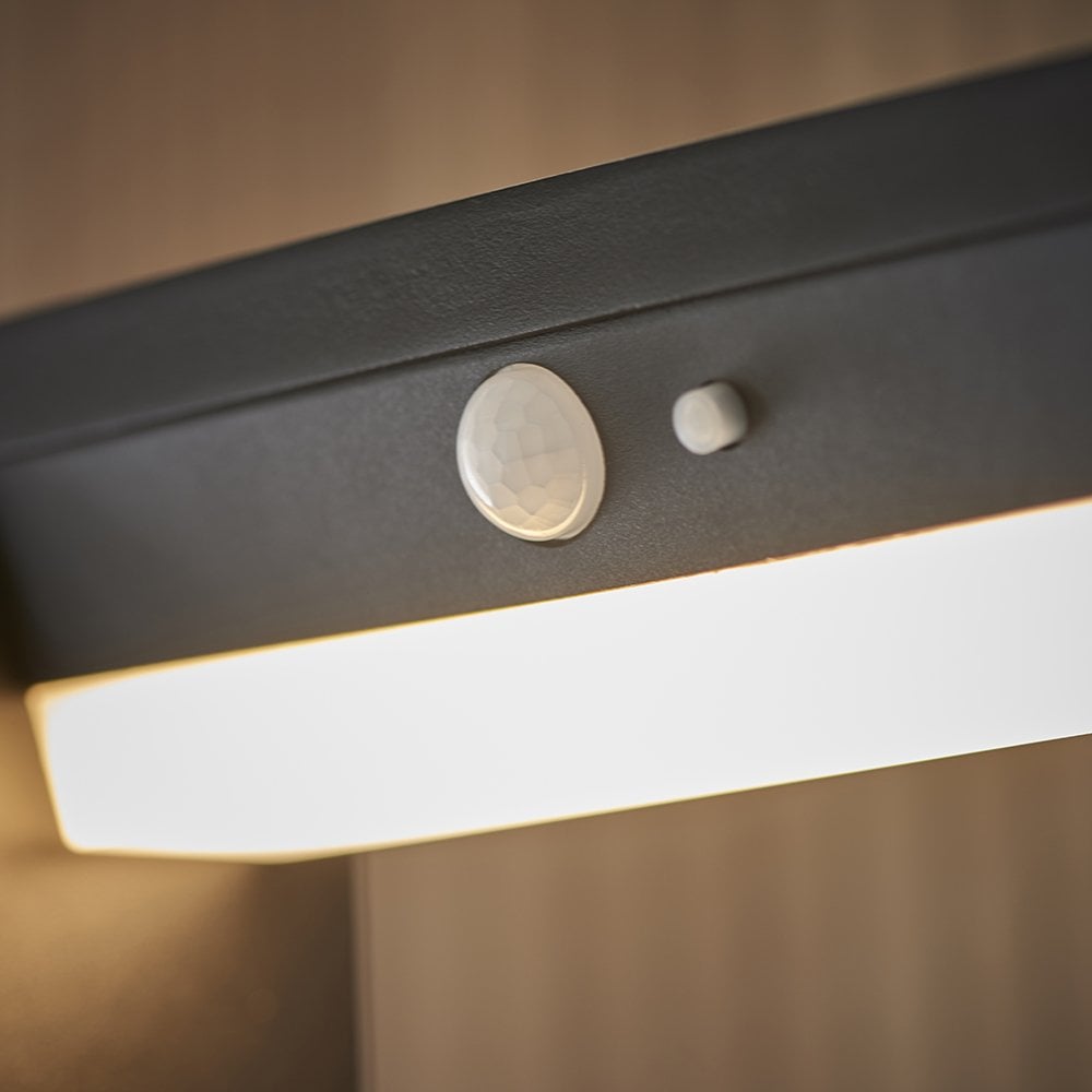 Dannah LED Bollard Photocell & PIR