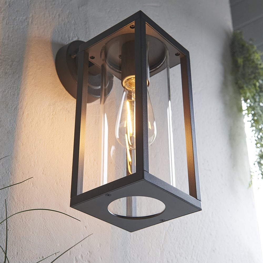 Hamden Wall Light in Black