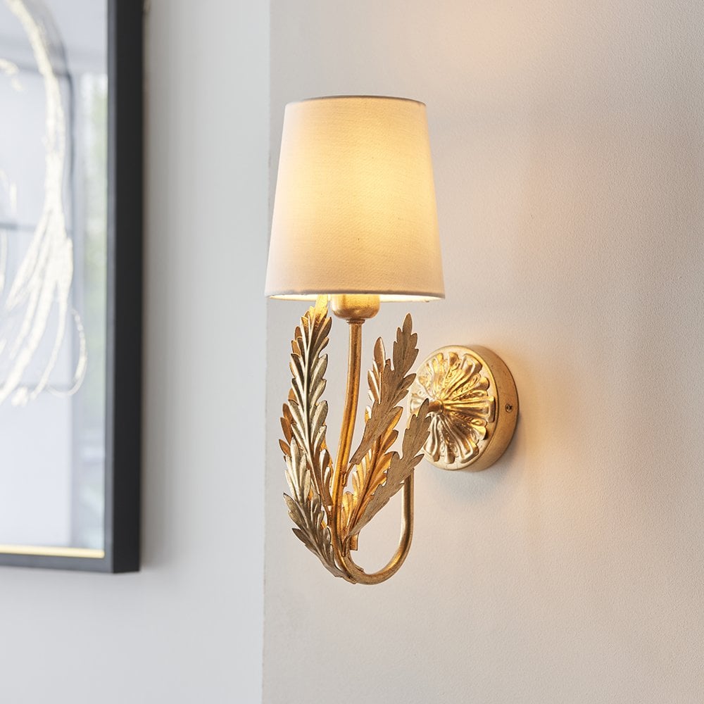 Delphine Floral Wall Lamp in Gold