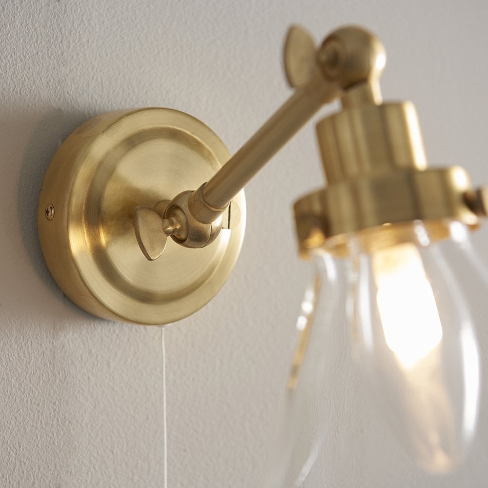 Faraday Wall Lamp in Satin Brass