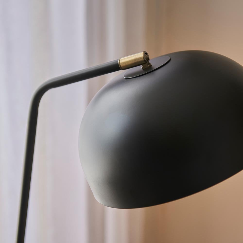 Brair Table Lamp with Antique Brass Inner Shade