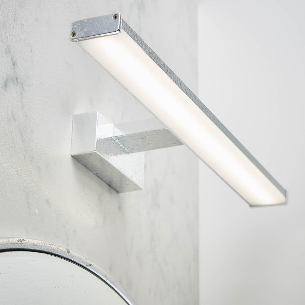 Axis Bathroom Wall Light in Chrome IP44