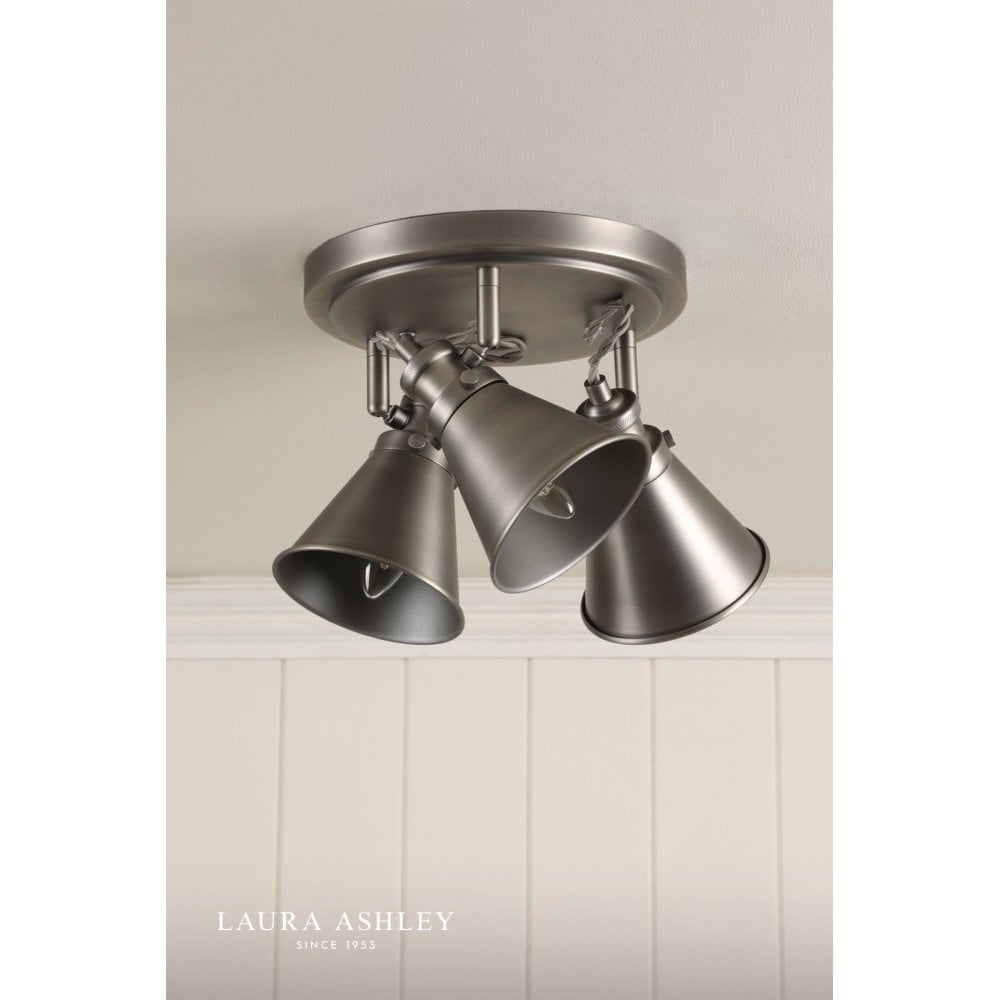 Refus 3 Light Spotlight in Antique Brass