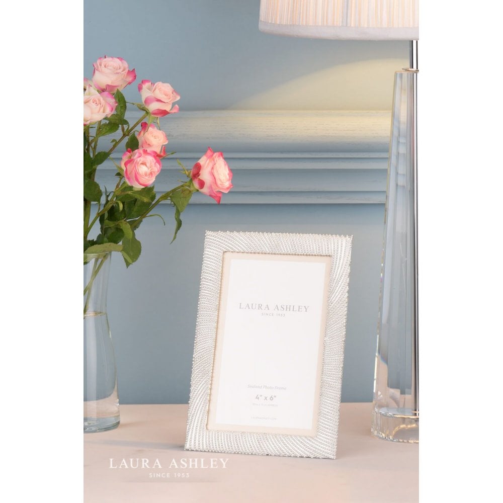 Sealand Silver Plated 4x6 Inch Photo Frame