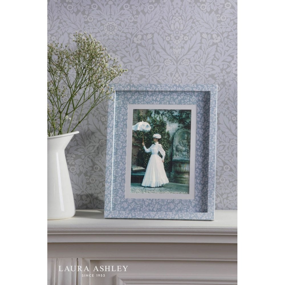 Sweet Alyssum Blue Photo Frame