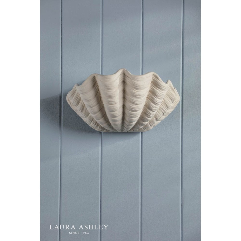Shell White Ceramic Wall Light