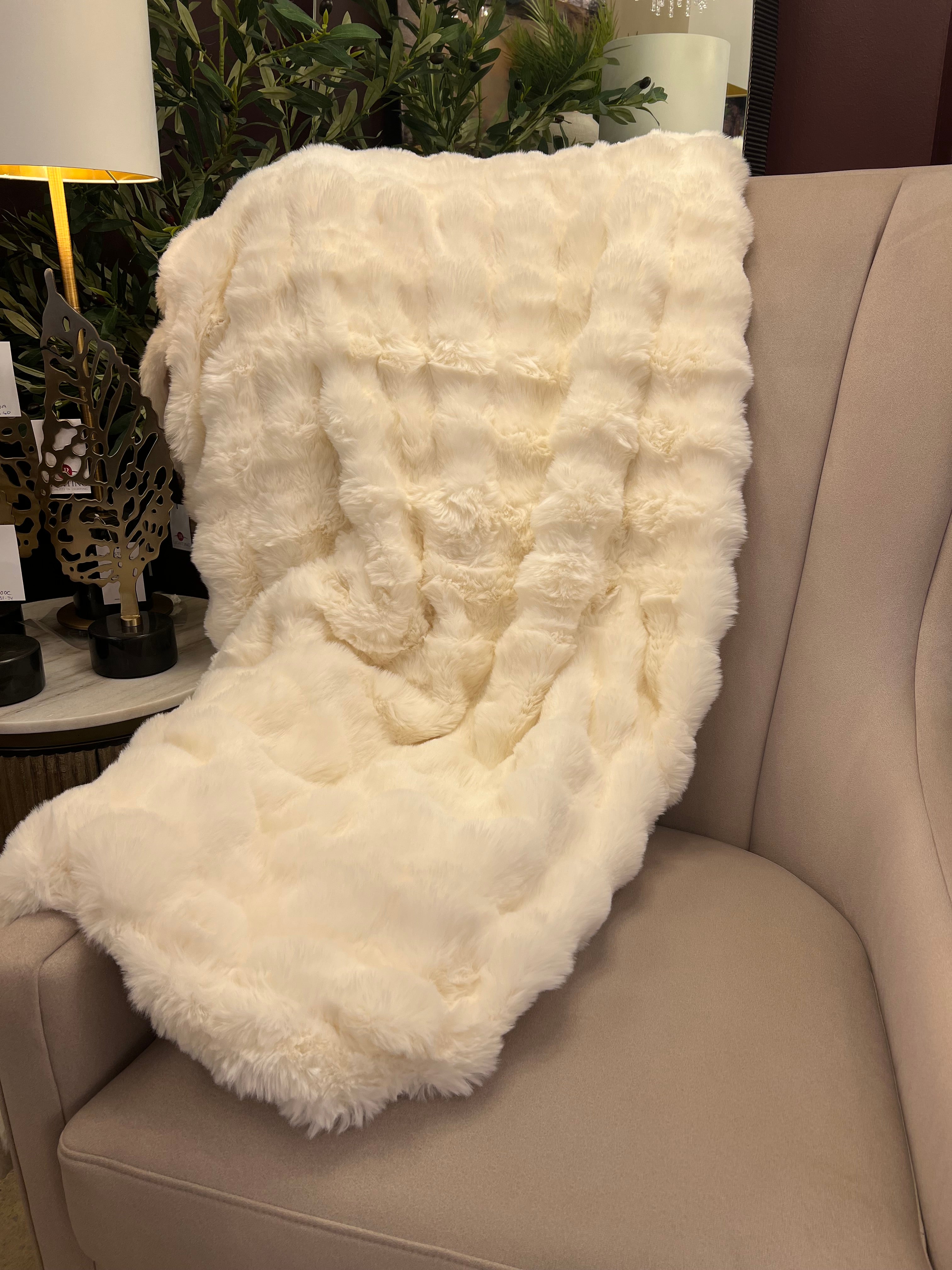 Luxurious Ivory Throw