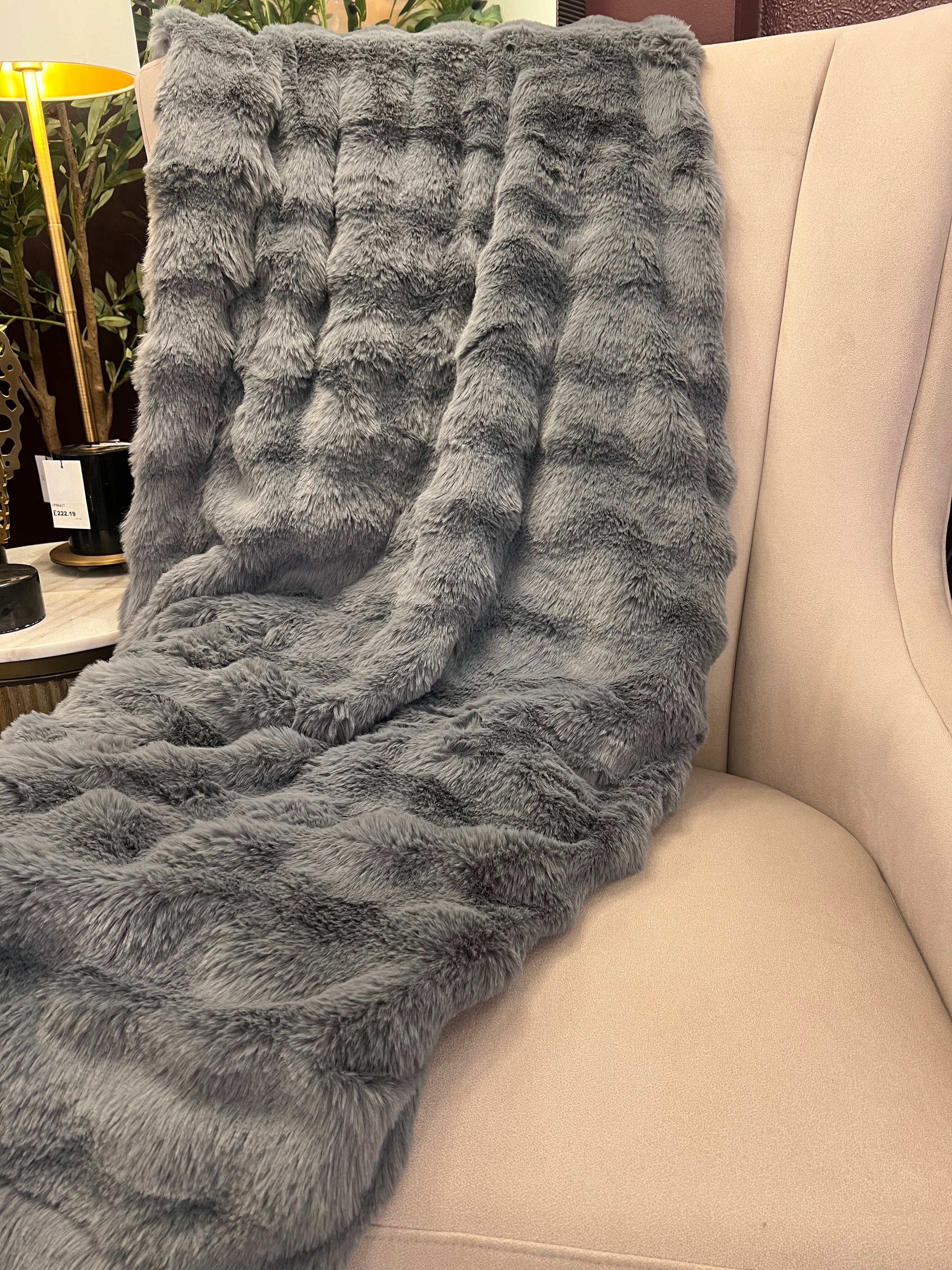 Luxurious Dark Grey Throw 2x2.3m