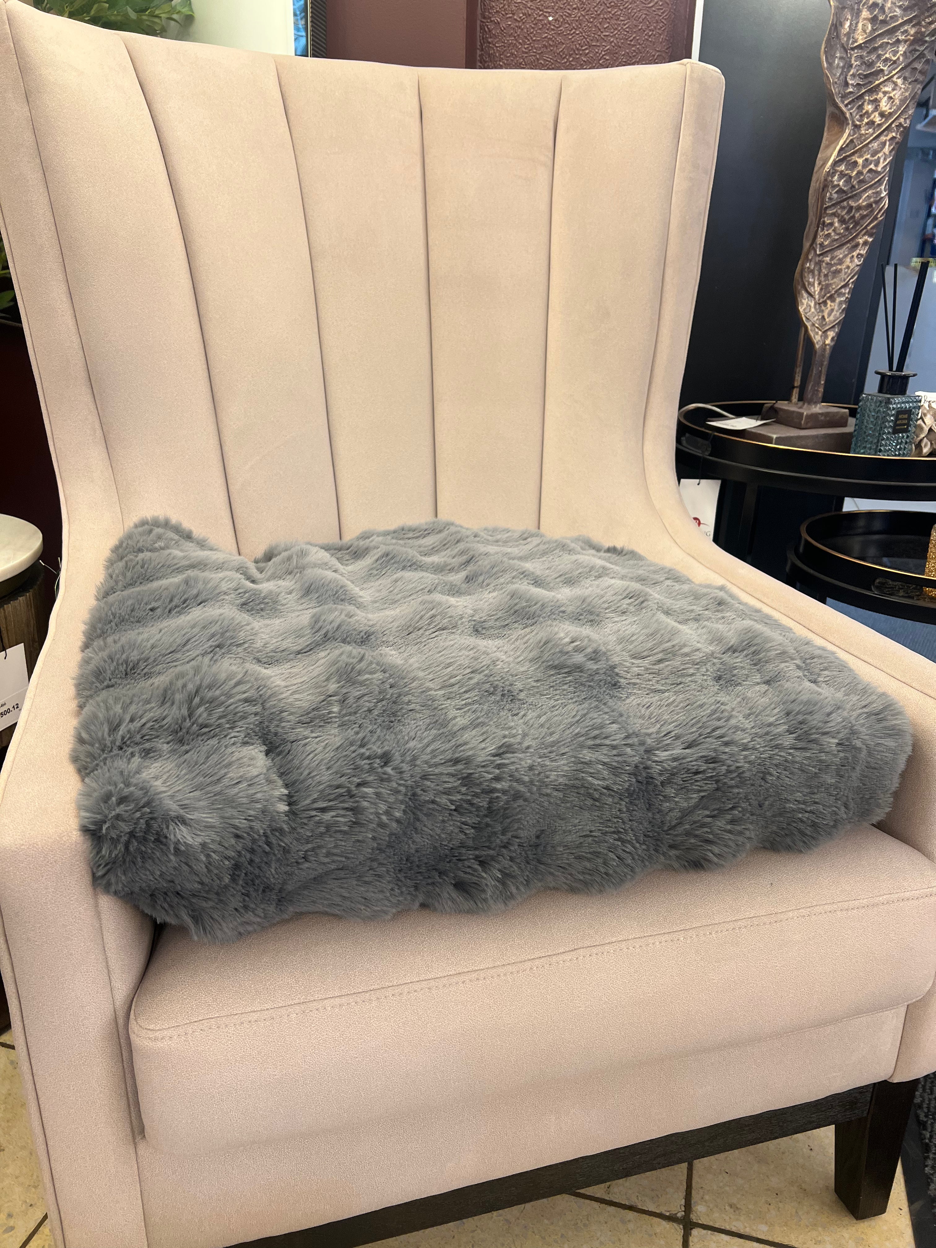 Luxurious Dark Grey Throw 2x2.3m