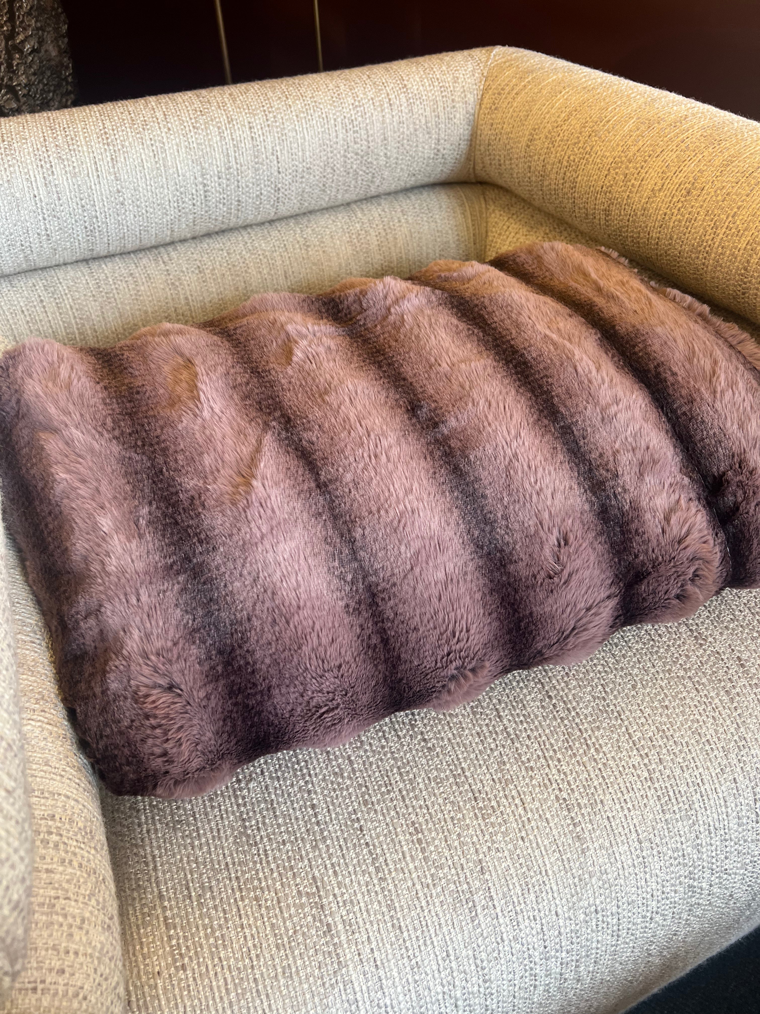 Luxurious Plum 2m Throw