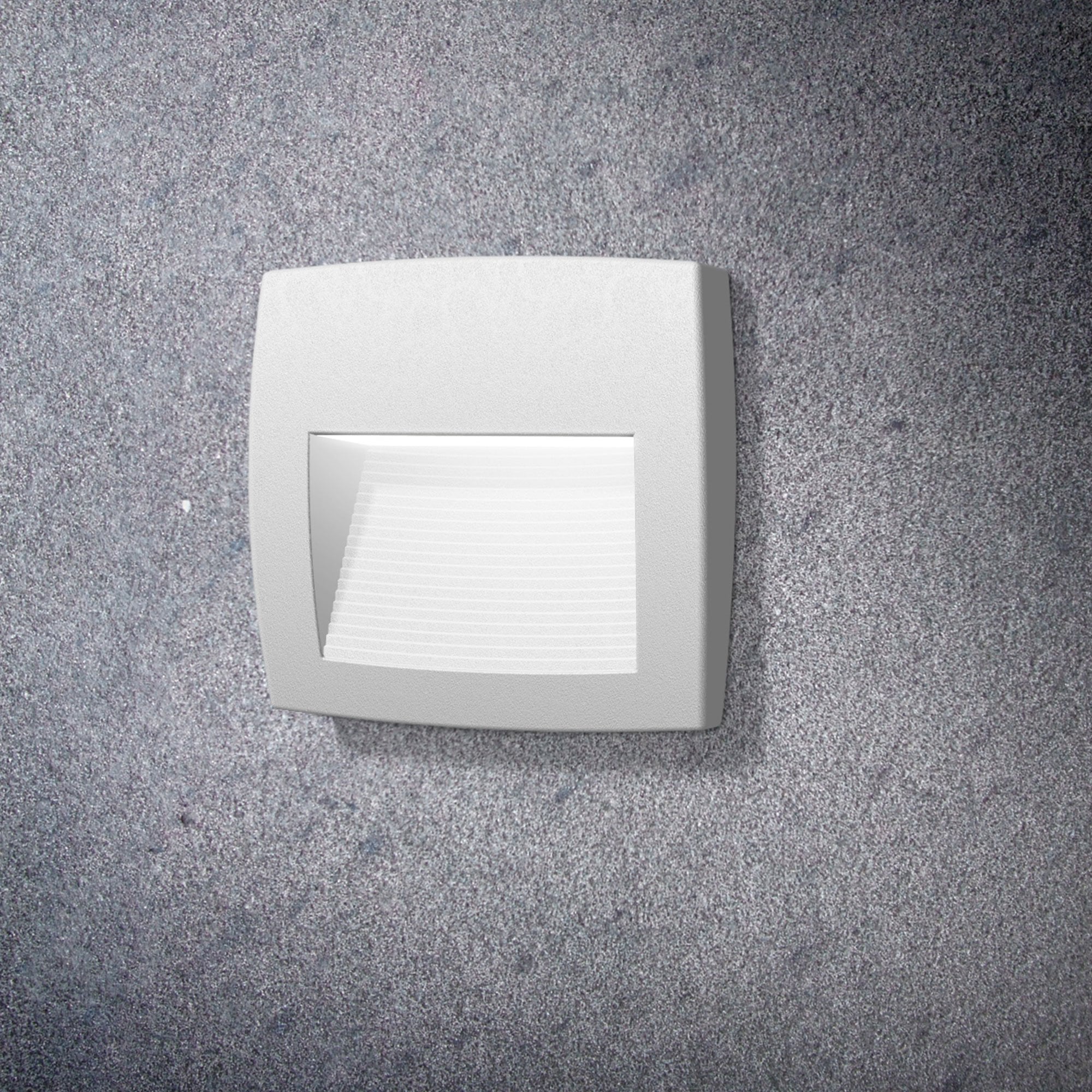 Lorenza 150 4W White Surface Mounted Wall Light