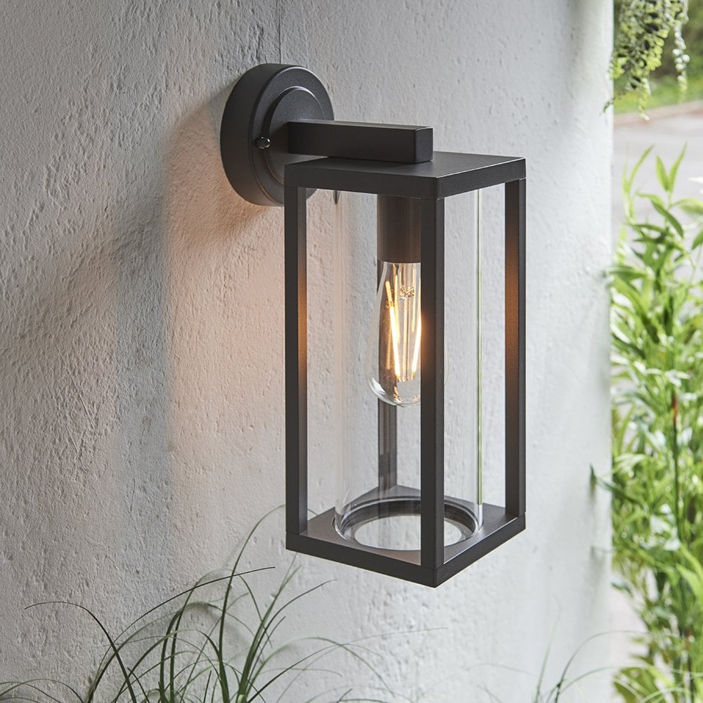 Hamden Wall Light in Black