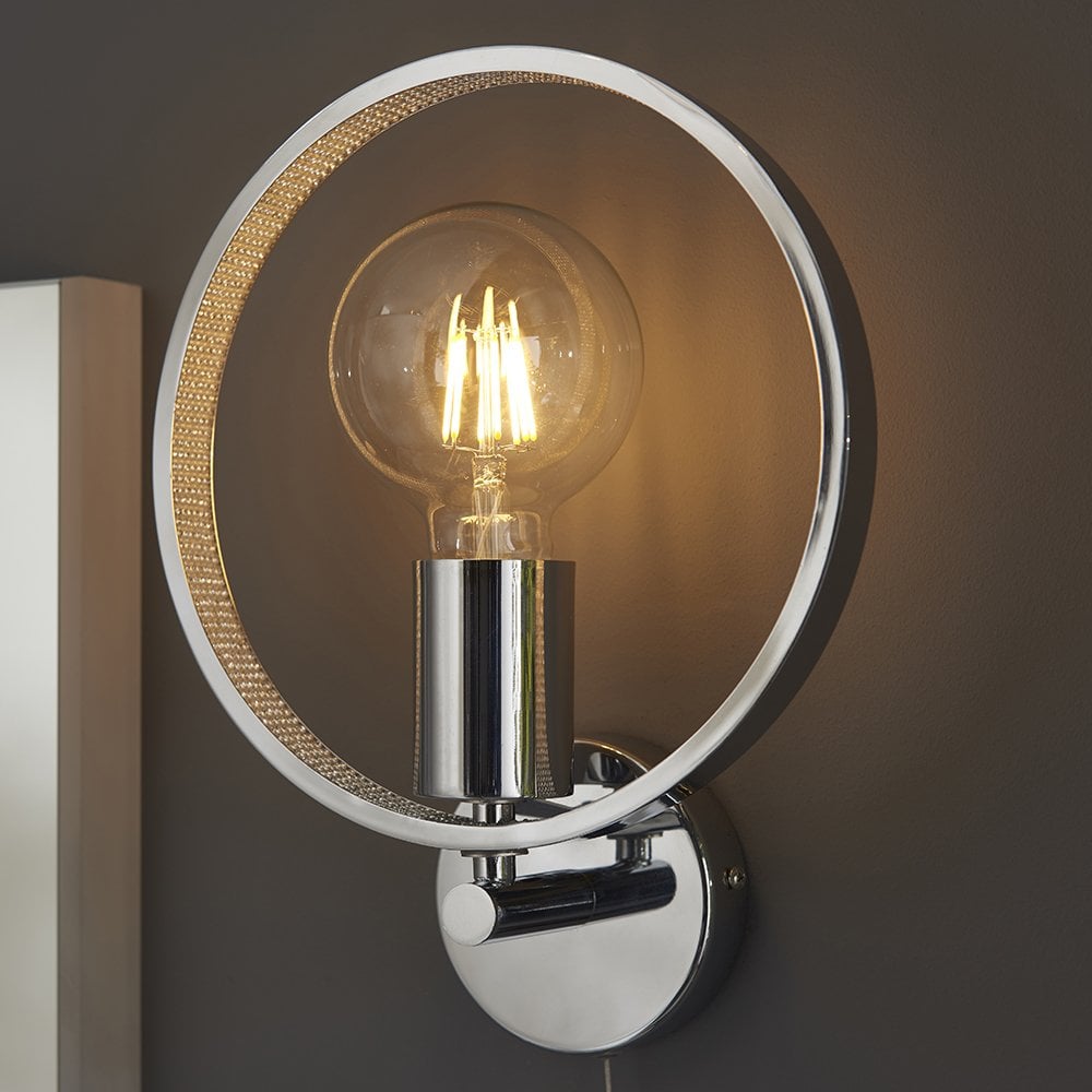 Merola Wall Light in Chrome