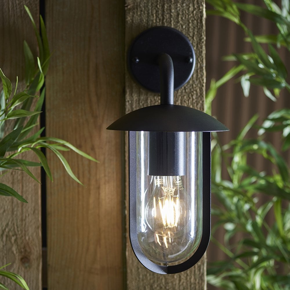 Quinn Wall Light in Black