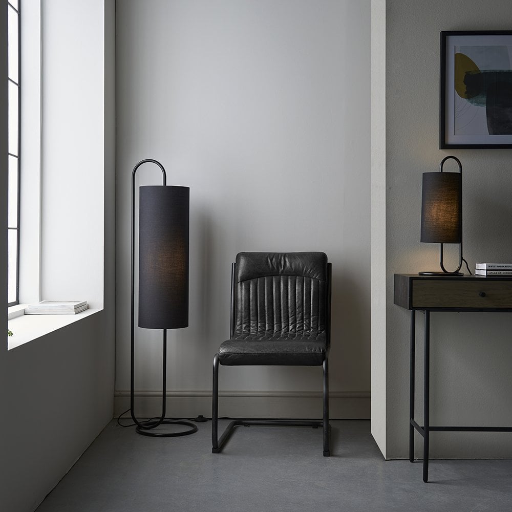 Klip Oval Table Lamp in Matt Black C/W Black Shade