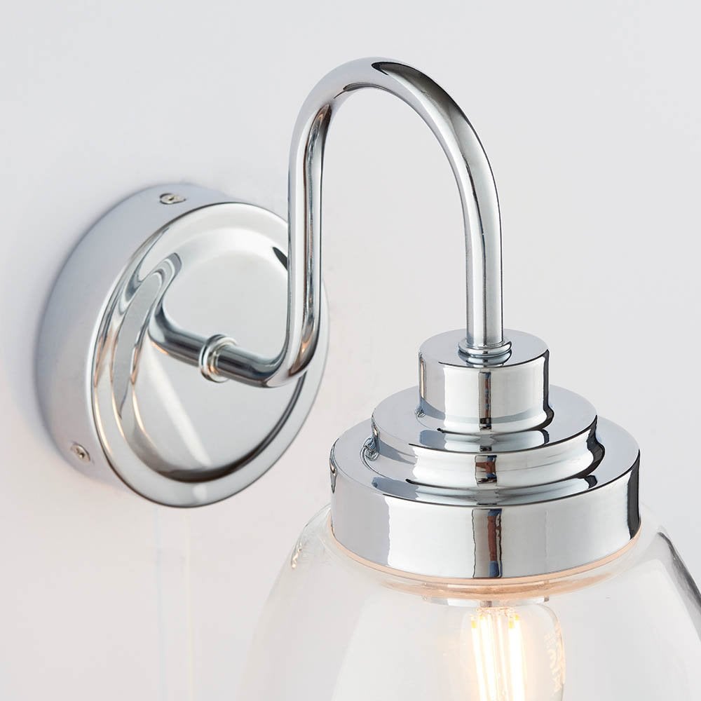 Hampton Wall Light with Clear Glass IP44