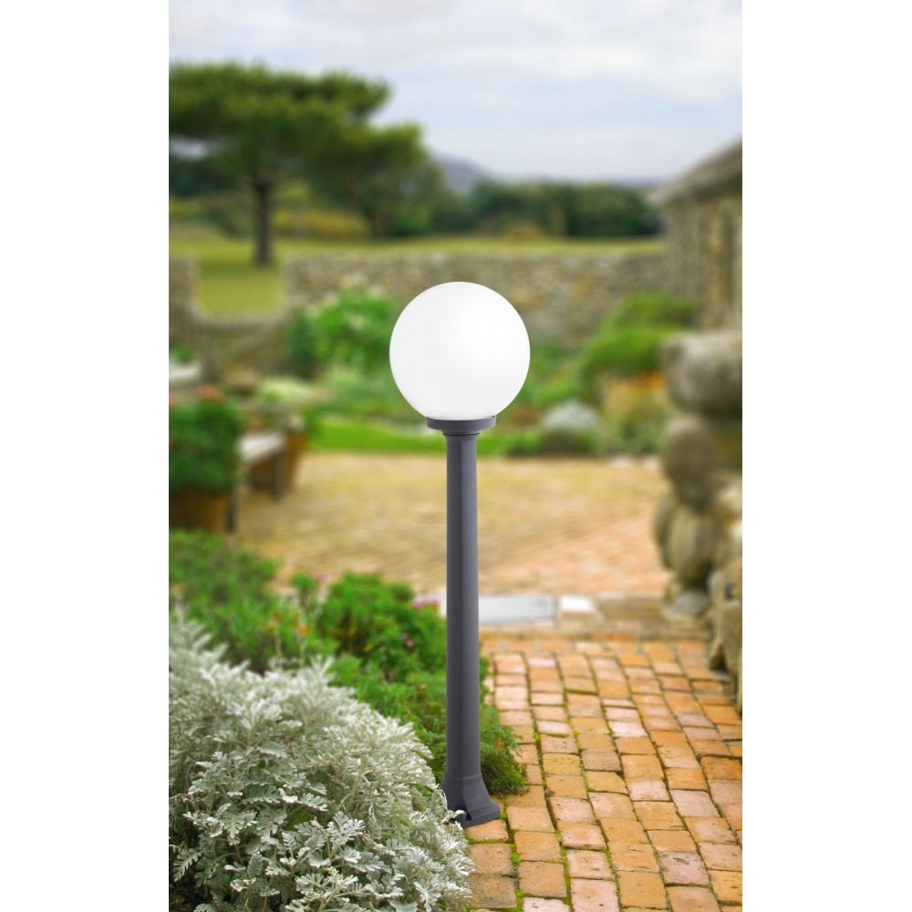 Giaffa Opal Globe Post Light in Black