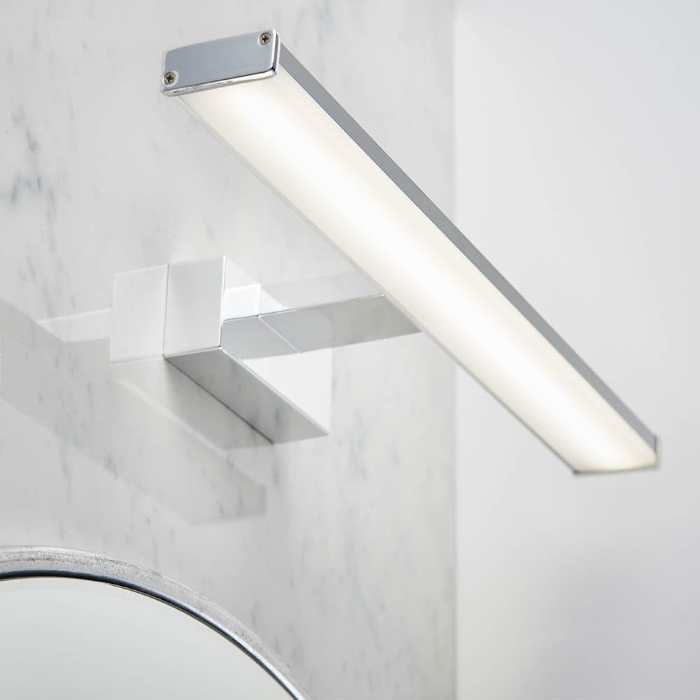 Axis Bathroom Wall Light in Chrome IP44