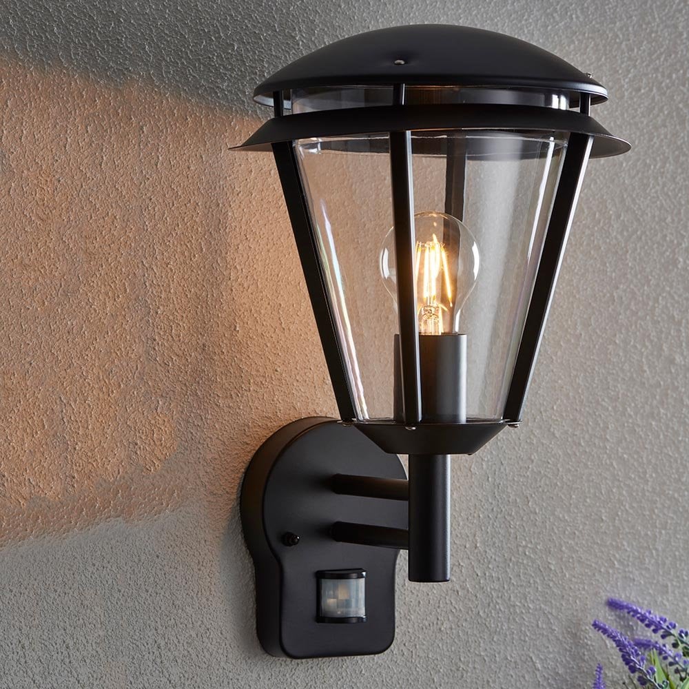 Inova PIR Outdoor Wall Light in Black