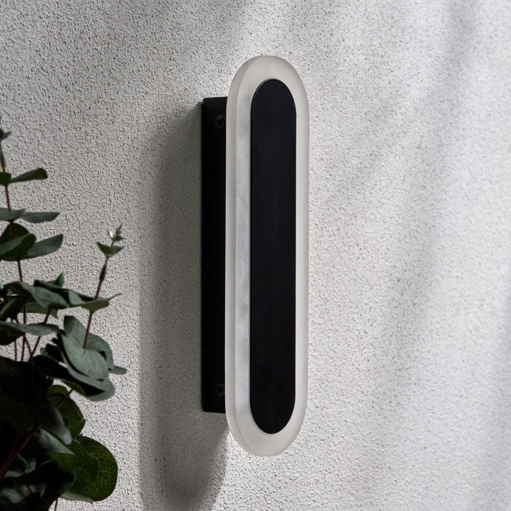 Ren 10W Linear Outdoor Wall Light