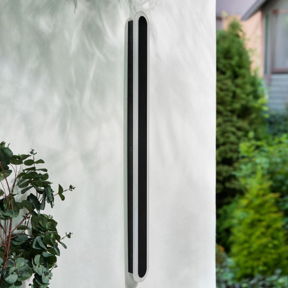 Ren 24W Linear Outdoor Wall Light