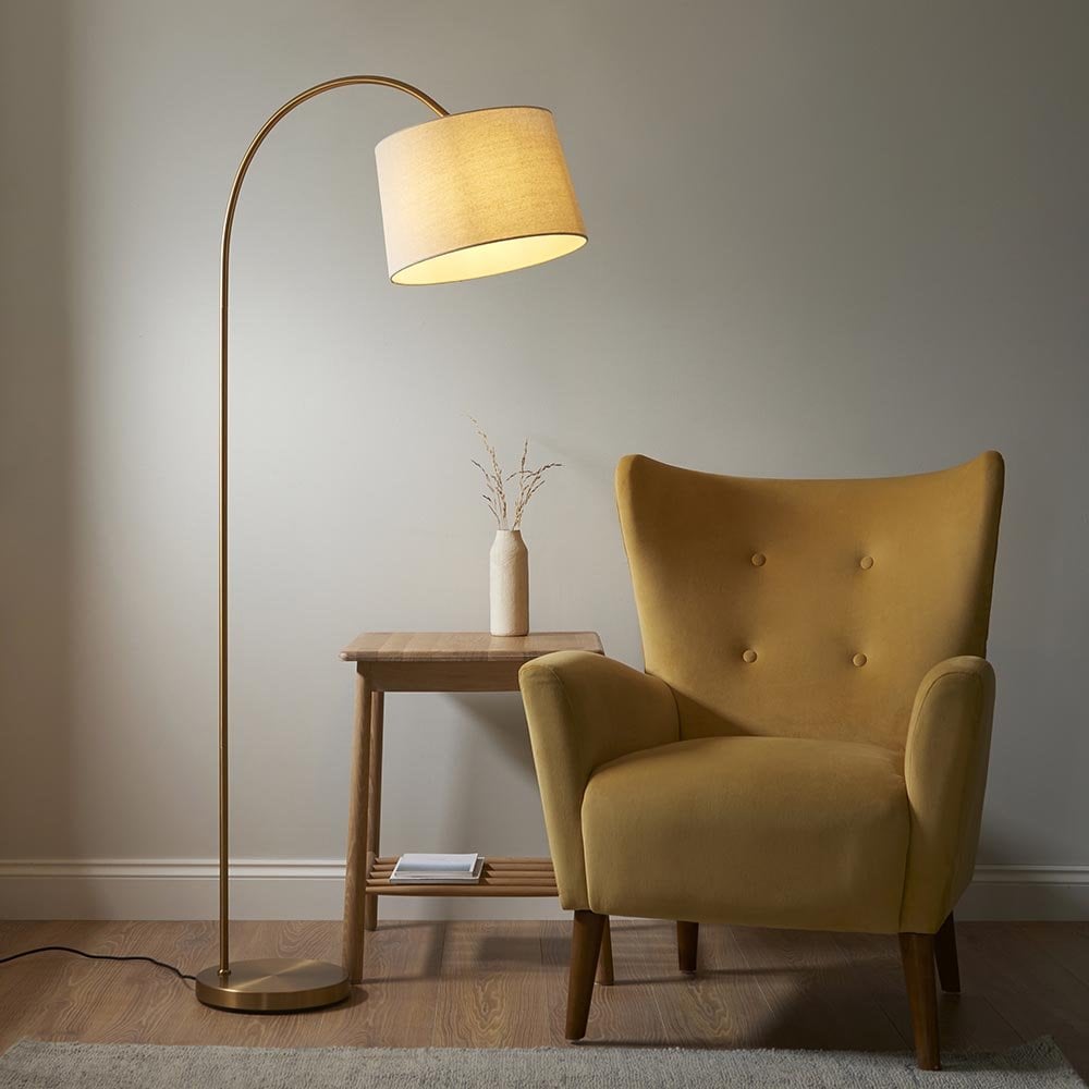 Carlson Floor Lamp in Brass C/W Natural Shade