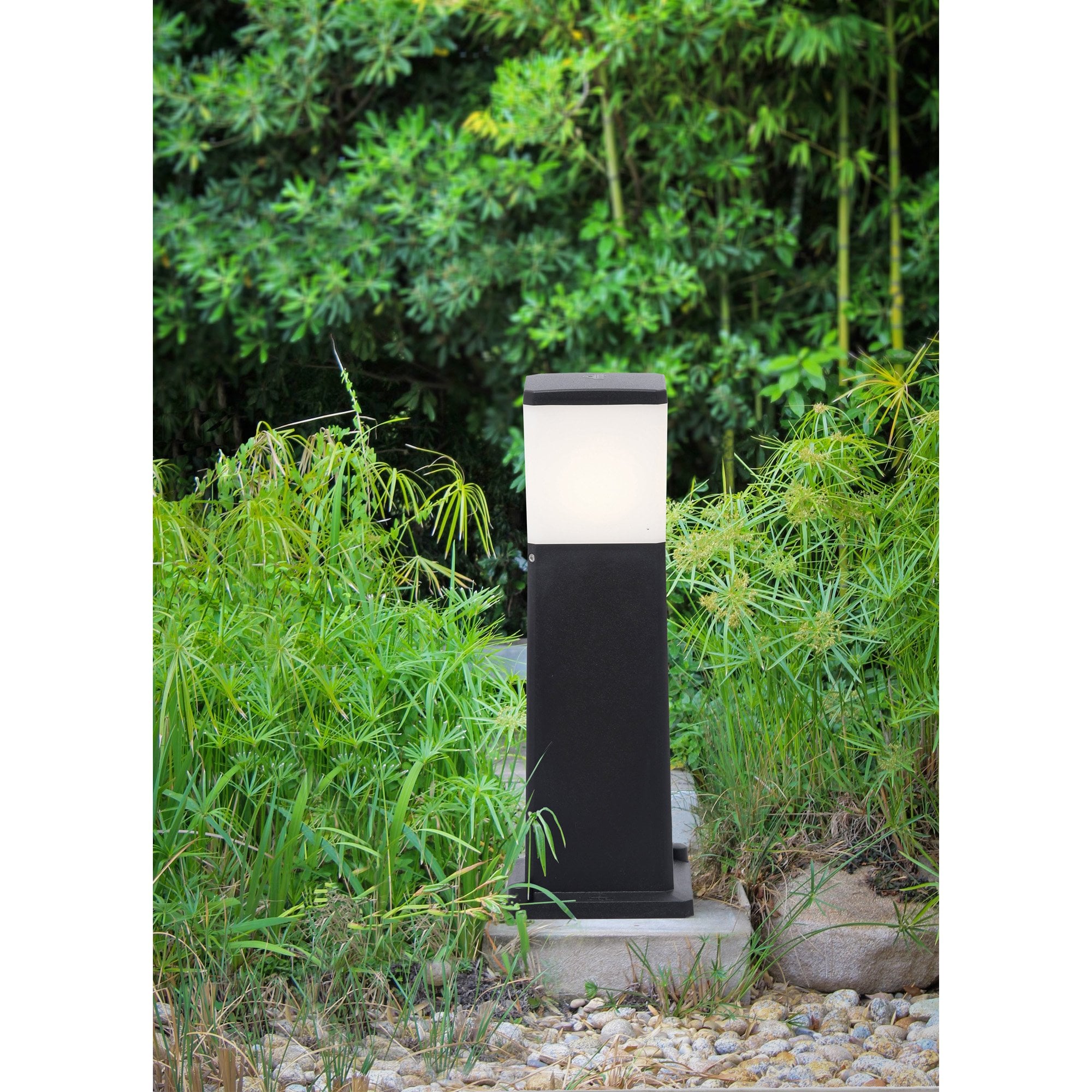 Virgilio 480mm Black Bollard with Opal Lens