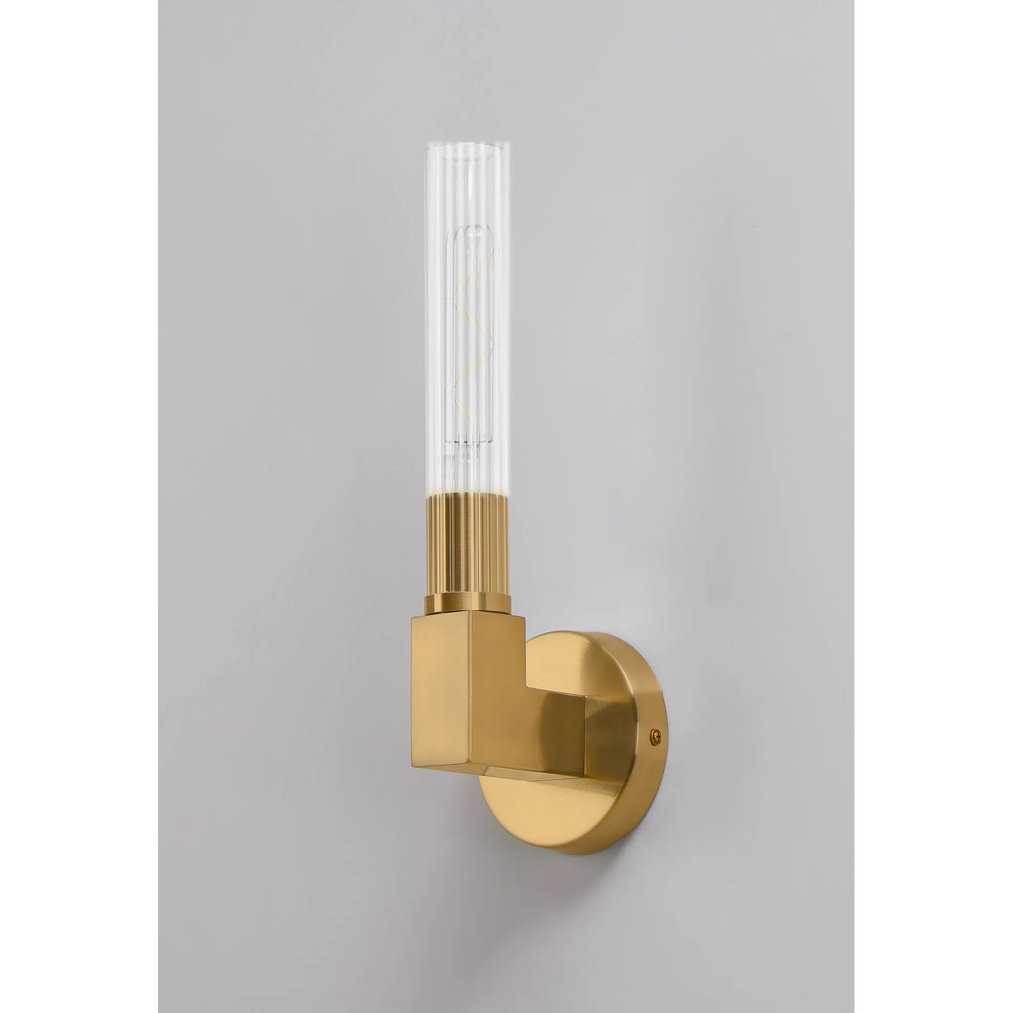 Dee Single Wall Light in Gold