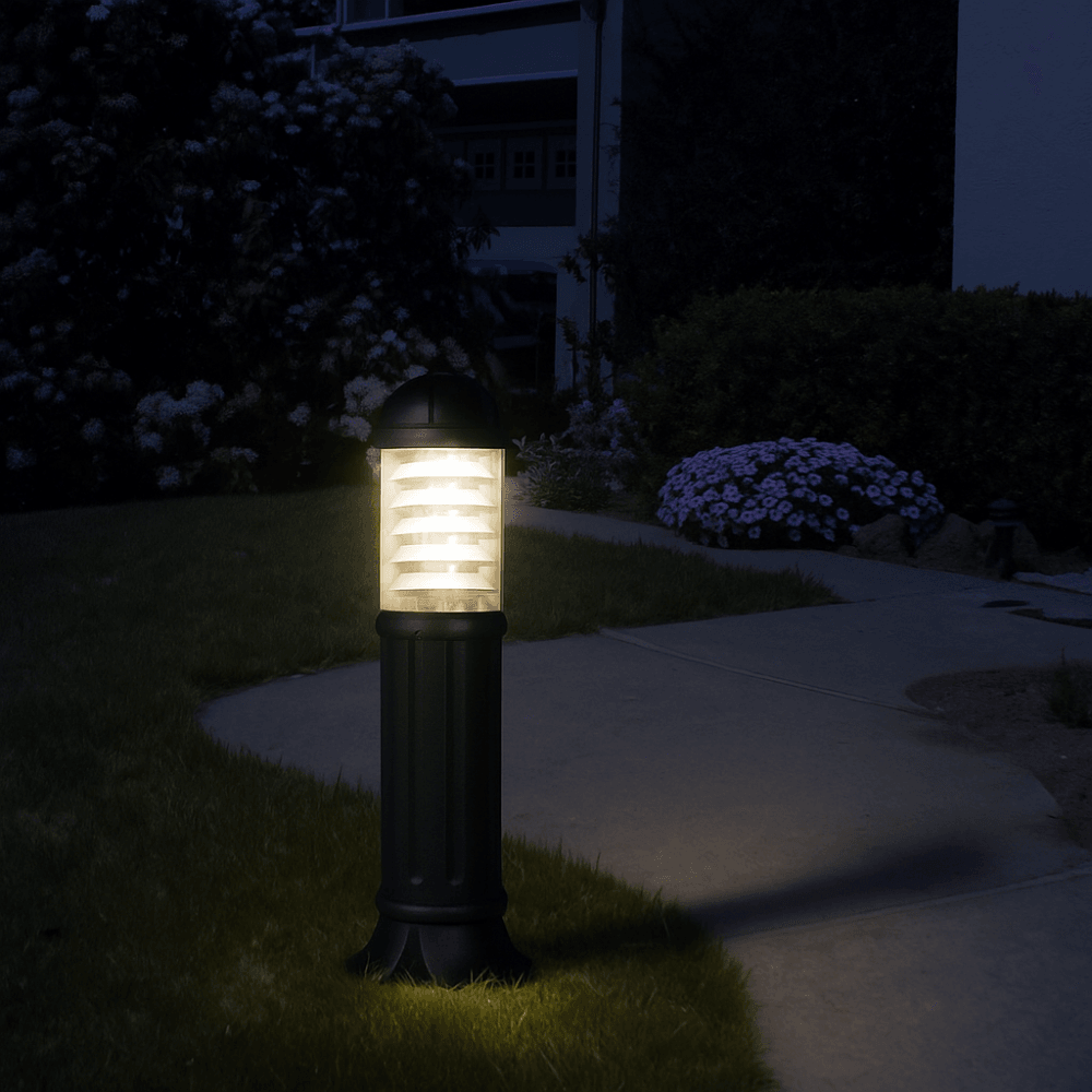 Sauro 800 mm E27 Bollard Post Light With White Resin Louver