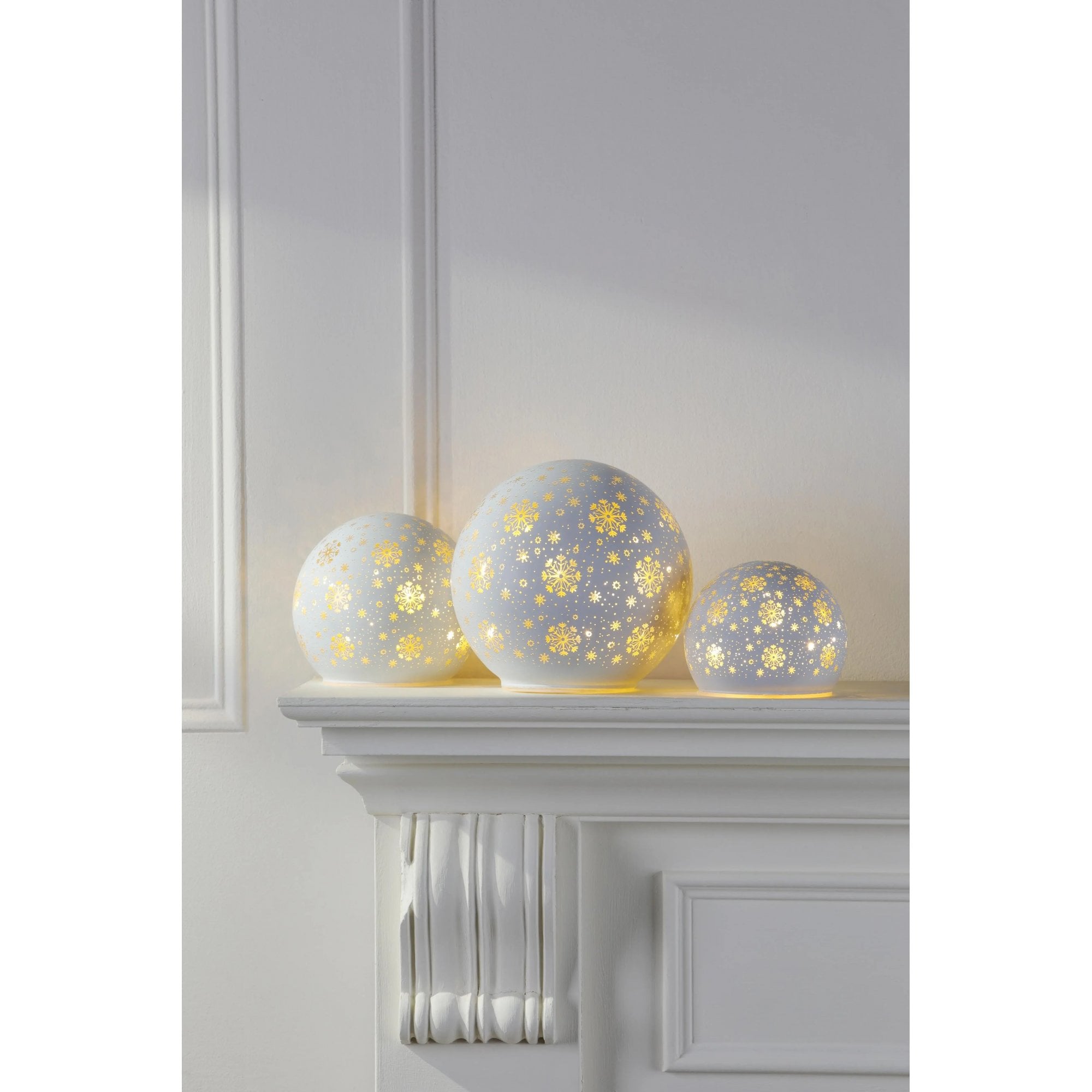 Set of 3 Glass Christmas Ornaments