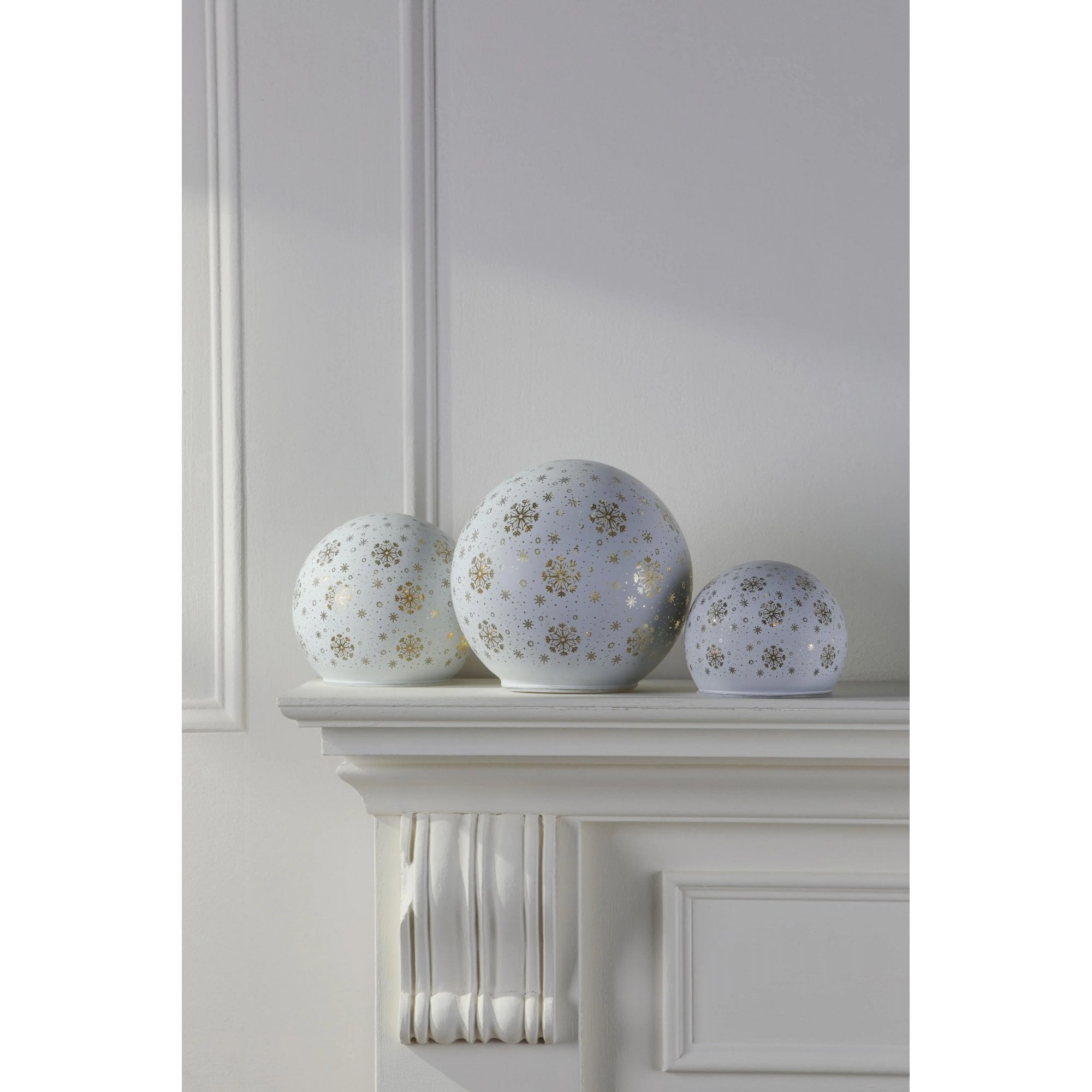 Set of 3 Glass Christmas Ornaments