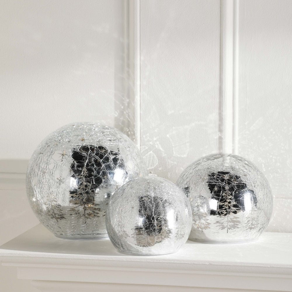 Set of 3 Glass Christmas Ornaments