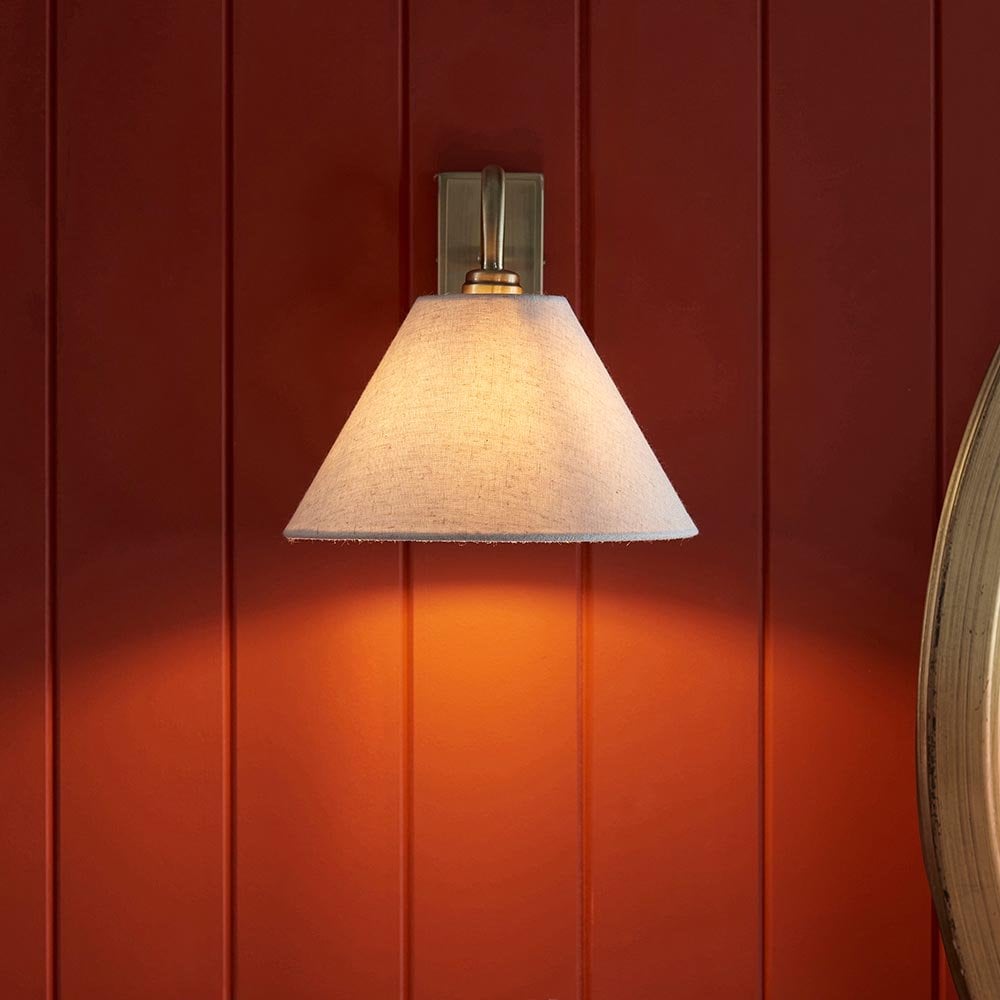 Knole Antique Brass Wall Light C/W Shade