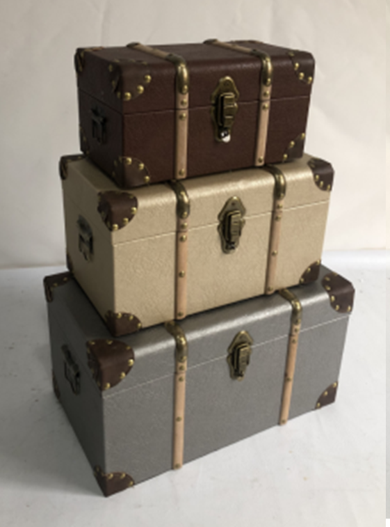 Set of 3 Vintage Decorative Storage Trunks