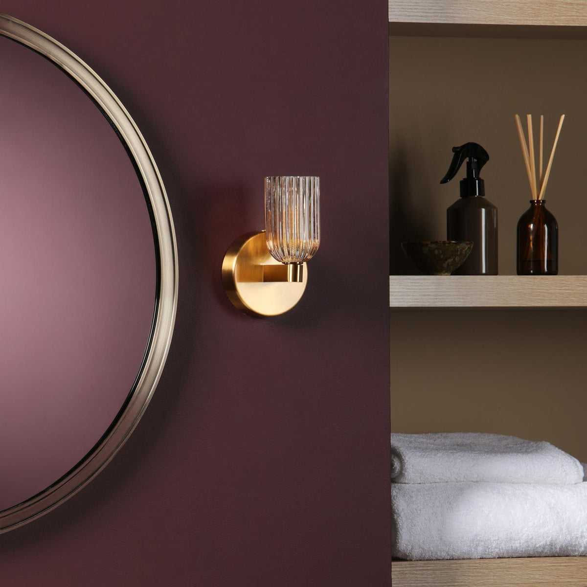 Hilaria Antique Gold Single Wall Light IP44