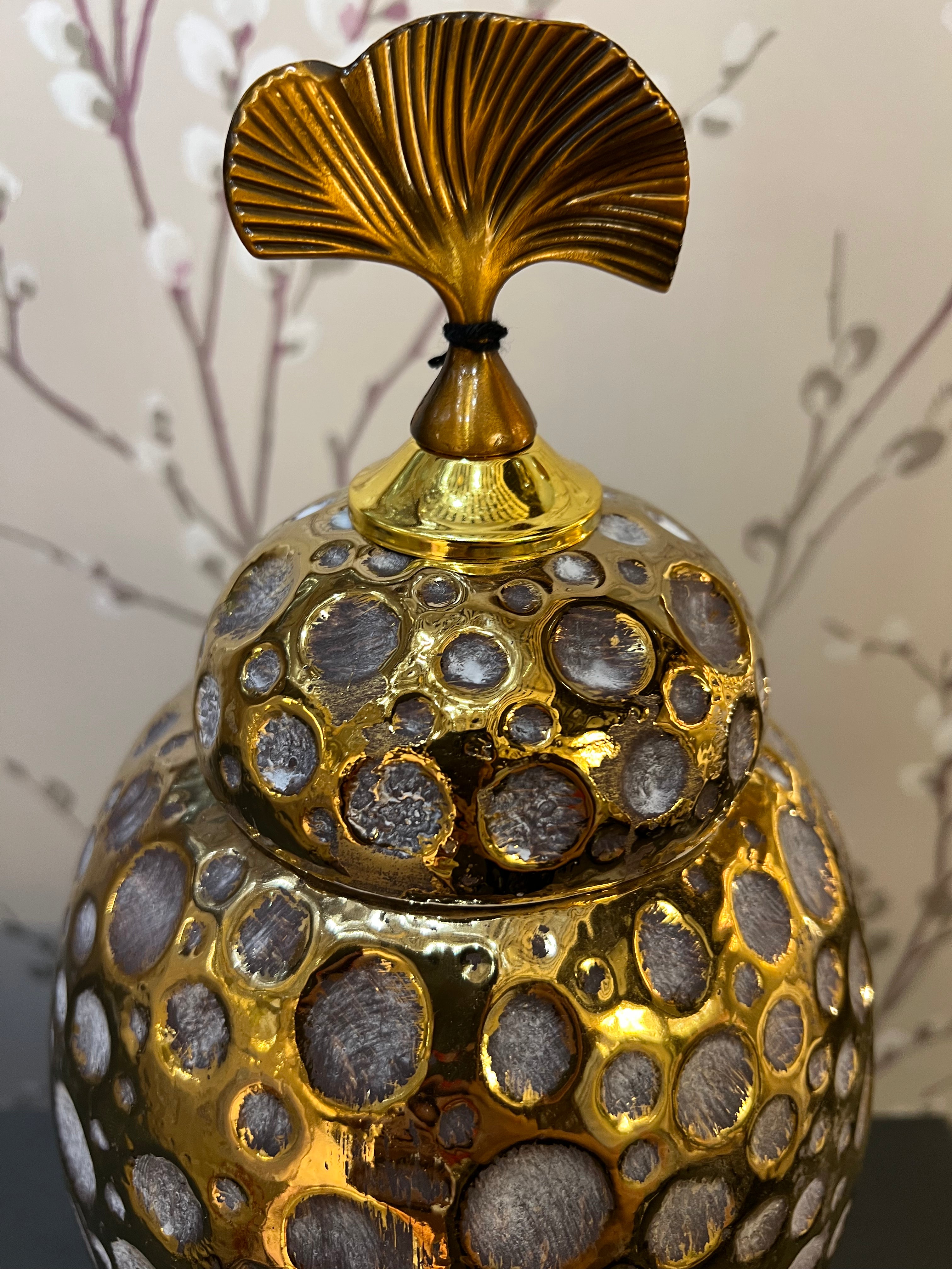 Medium Ceramic Gold Detailed Urn with Lid