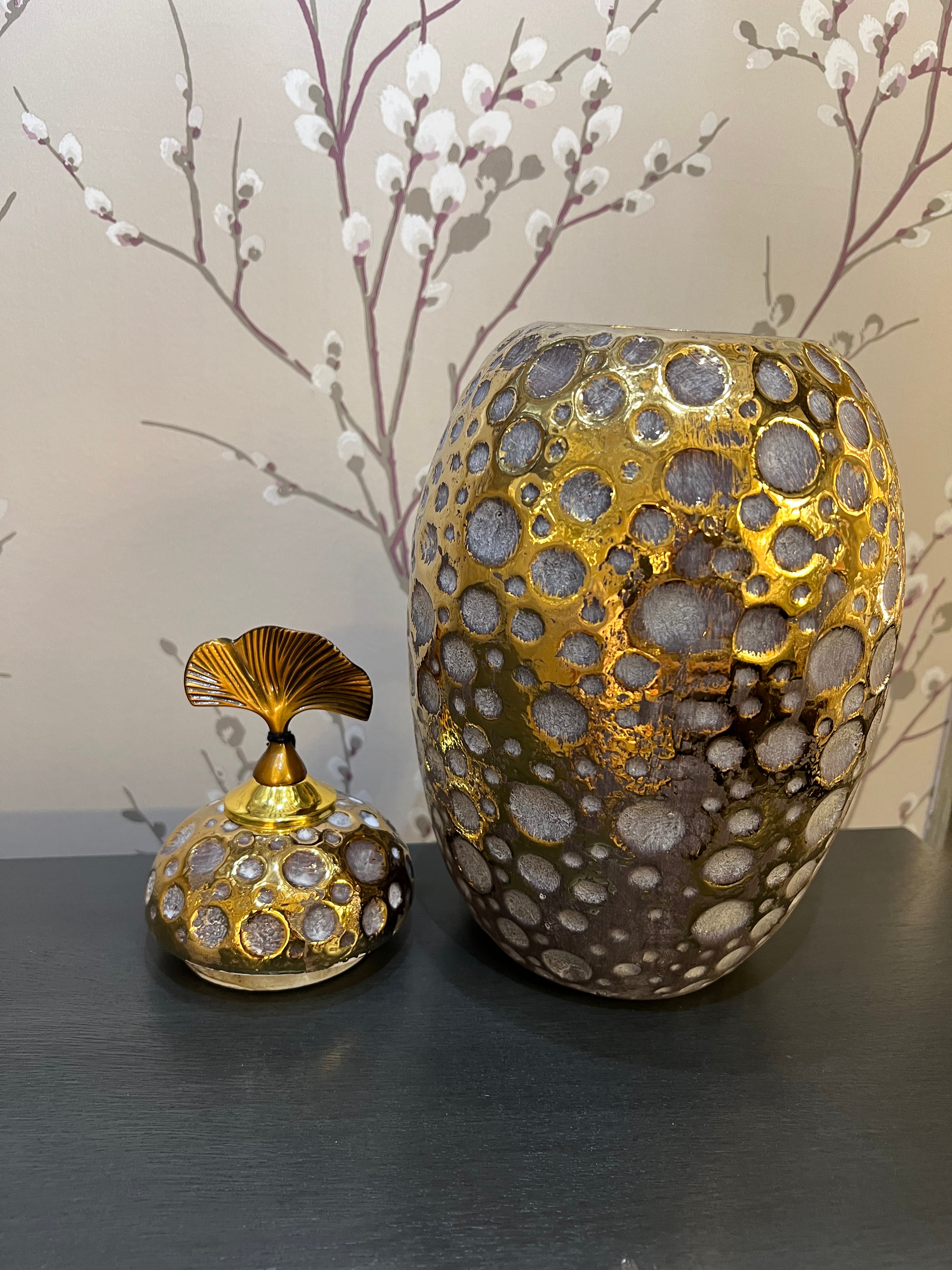 Medium Ceramic Gold Detailed Urn with Lid