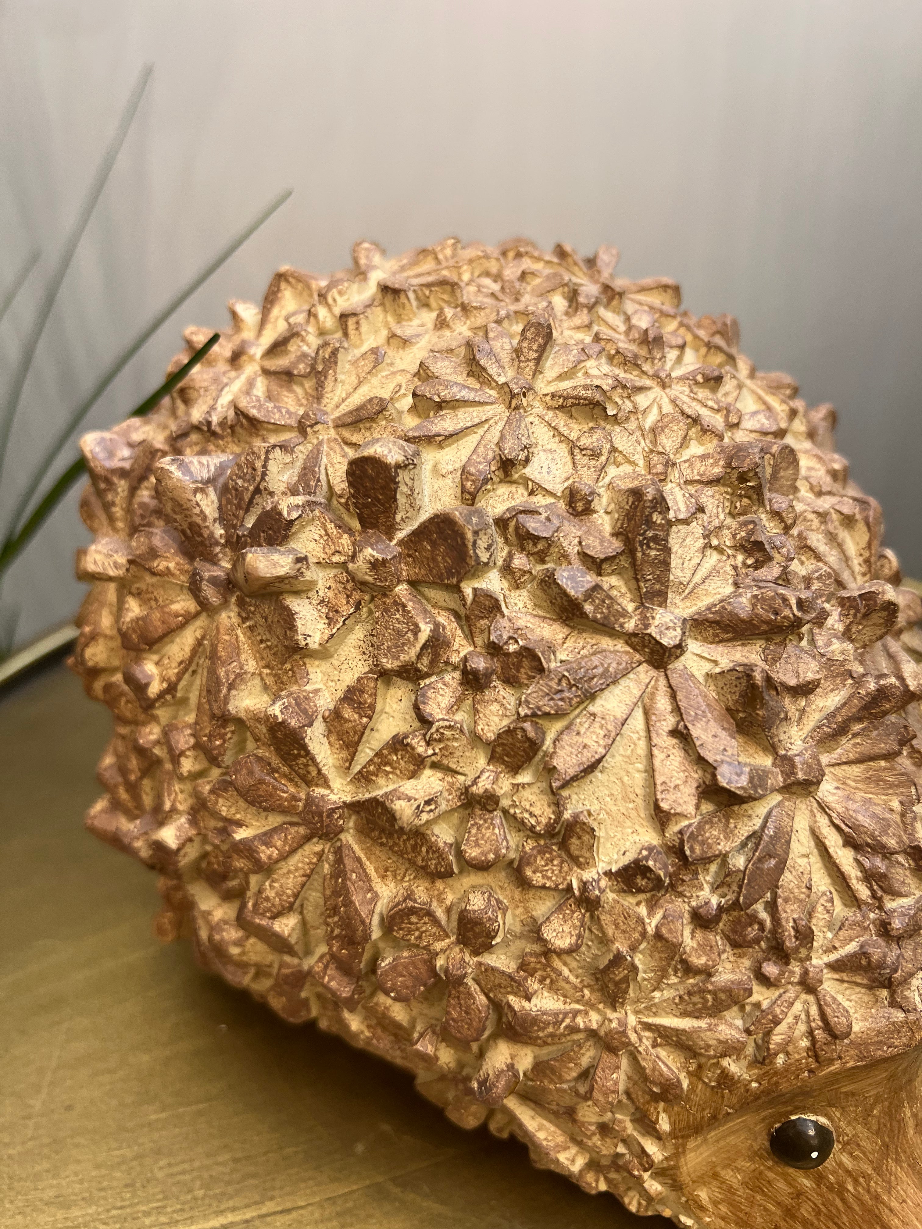 Wood Finish Resin Hedgehog Decoration