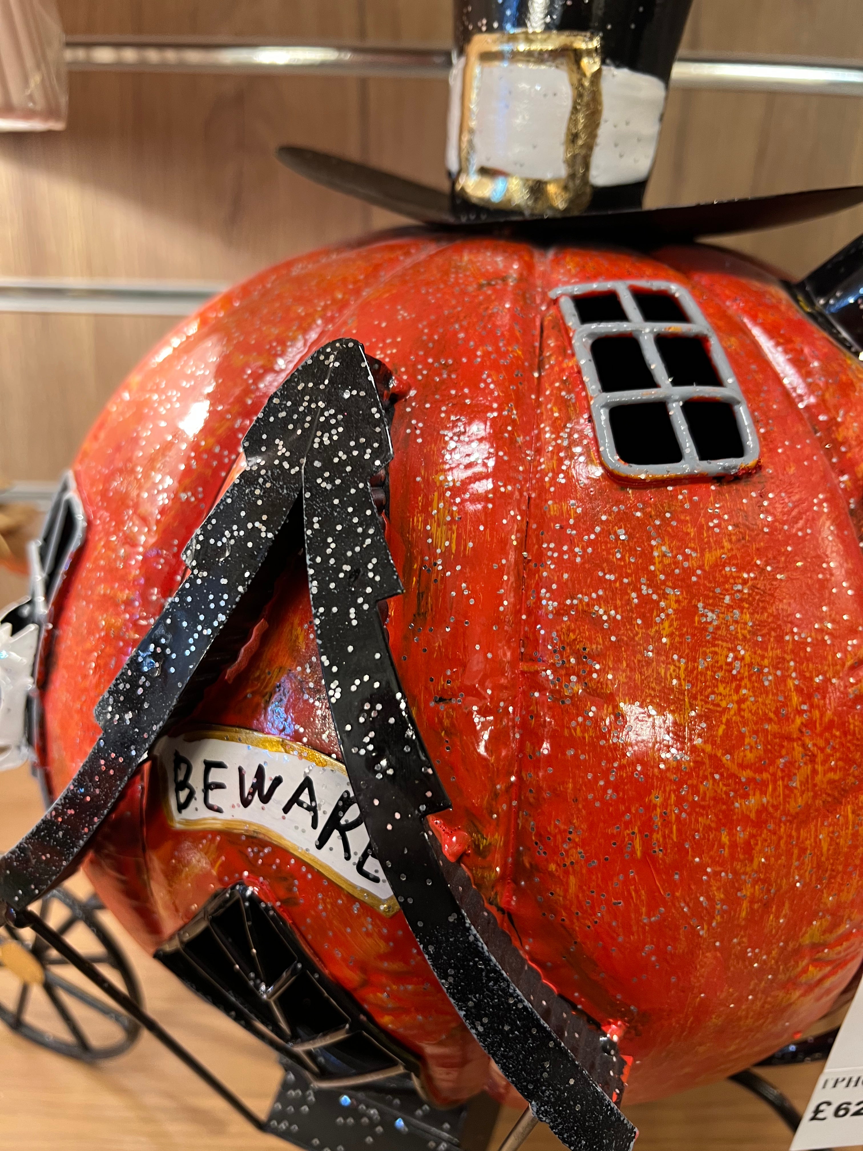 Light Up Metal Pumpkin Carriage