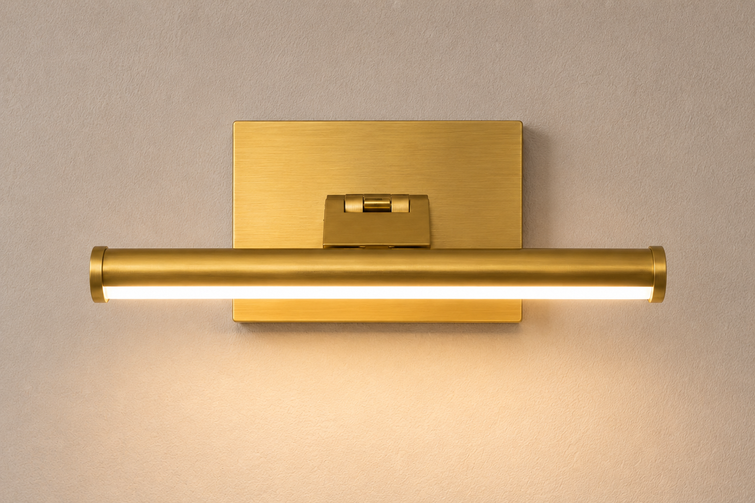 Small Battery Operated LED Picture Light in Gold
