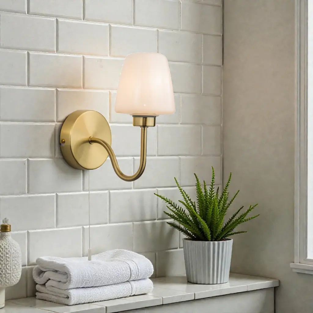 Marina Wall Light in Satin Brass